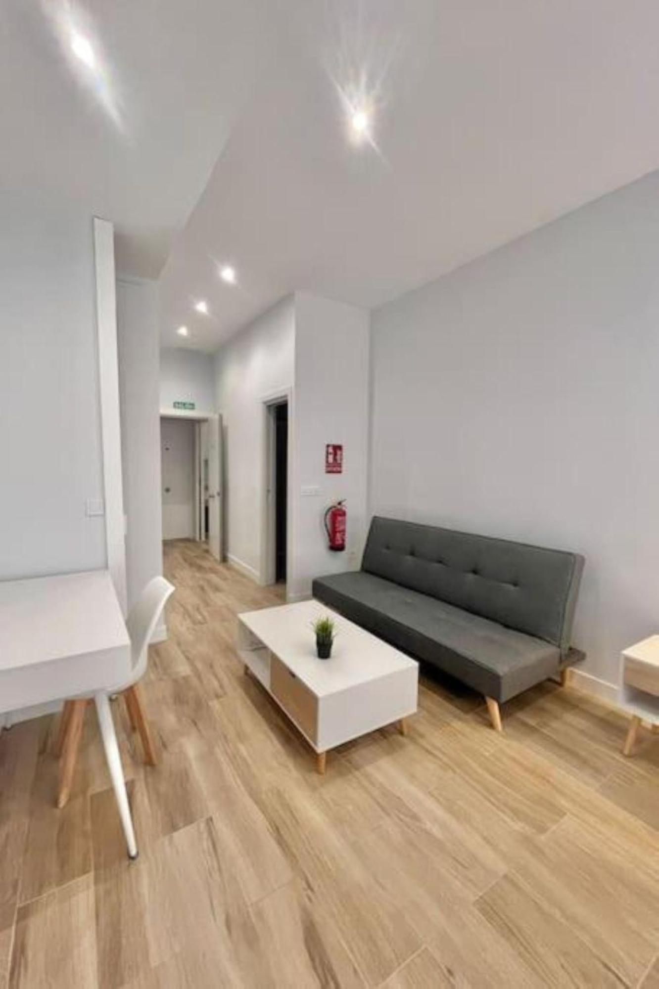 Estudio Chic Y Moderno Cerca Del Vibrante Centro De Ifema Madrid Luaran gambar
